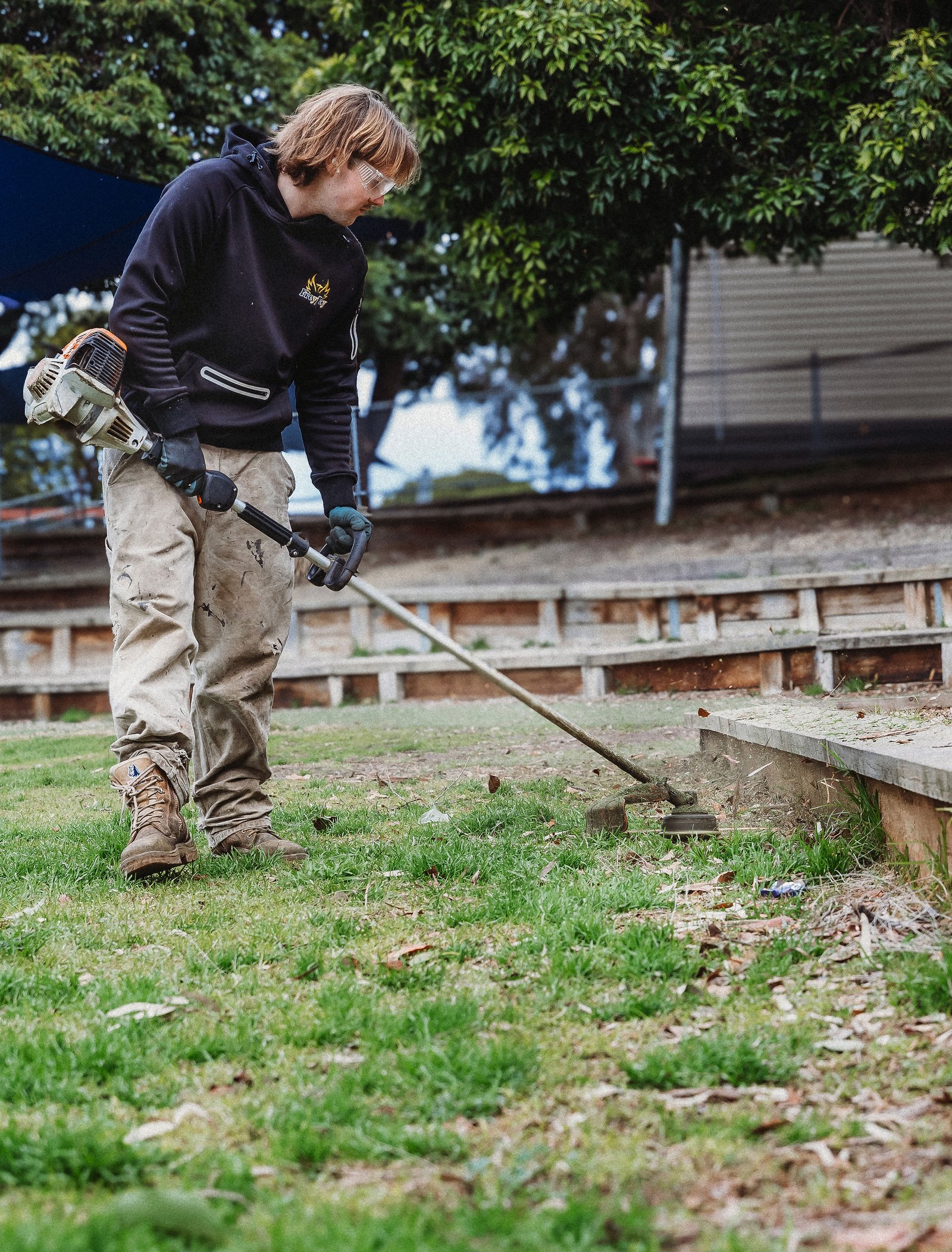 Garden maintenance pruning Melbourne residential FreyJay Garden
